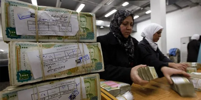 المركزي يحرر السحب للمودعين الجدد.. وزيرة سابقة: سيضعف الثقة بإجراءات المركزي