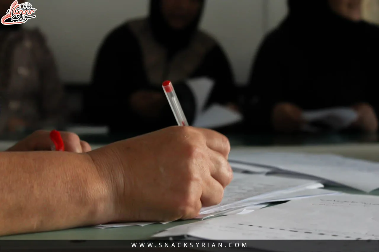 محافظة اللاذقية تعمل على تحقيق العدالة بين الجنسين بغياب النساء عن المواقع الإدارية