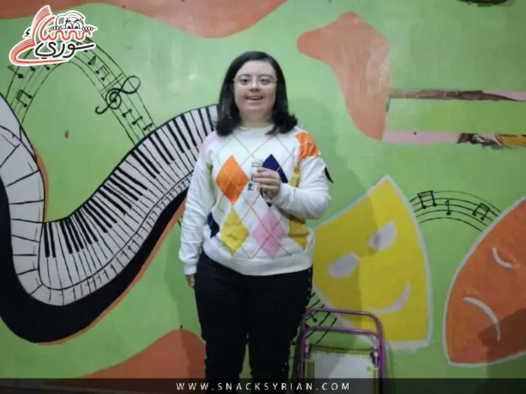 هالة الحسامي.. ابنة متلازمة الحب تنتصر بنجاحاتها على كل التحديات