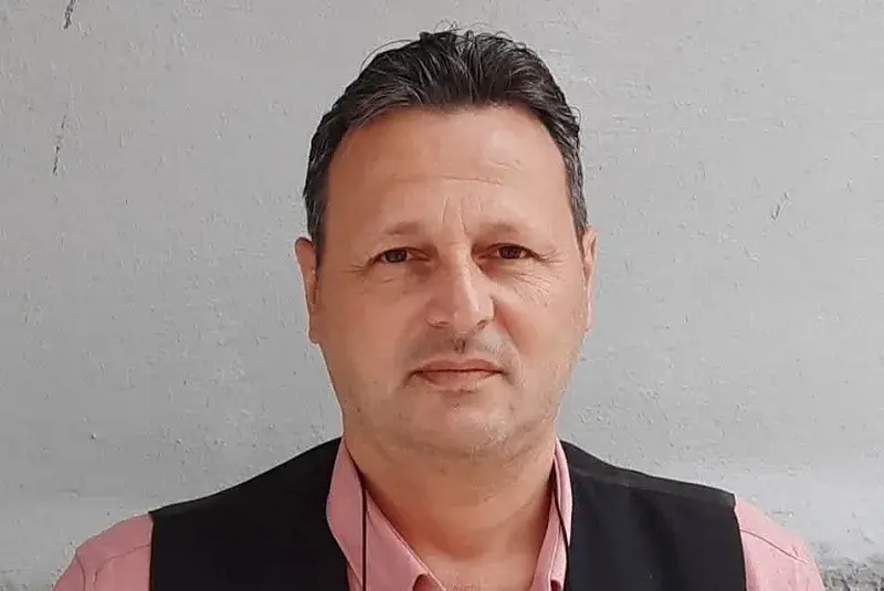 بعد إعلان نيته الترشح للرئاسة .. توقيف الناشط مازن عرجا في جرائم المعلوماتية